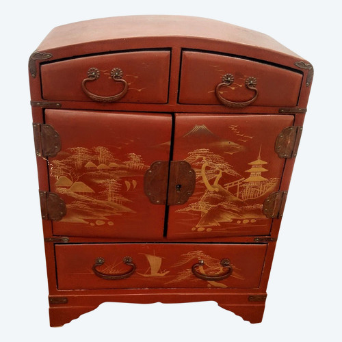 Japanese cabinet
