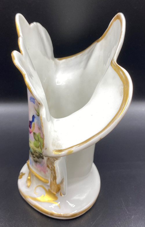 VASE OF MARIES