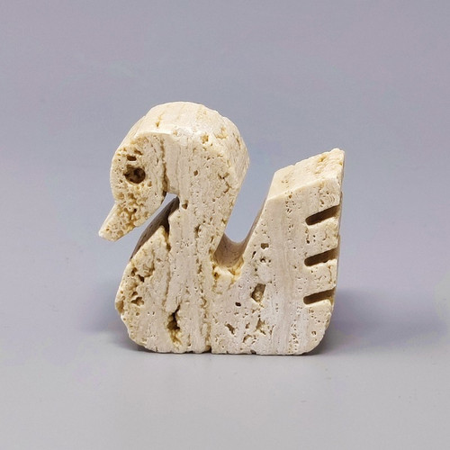 1970 Original sculpture of swan in travertine by Enzo Mari for F.lli Mannelli