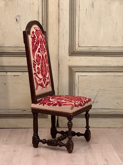 Chair In Walnut from Louis XIII period XVIIth century