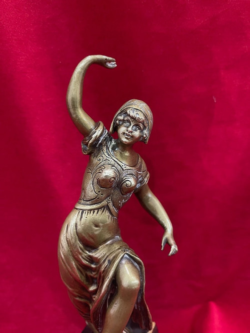 Statua di bronzo di ballerina Art Deco 1930