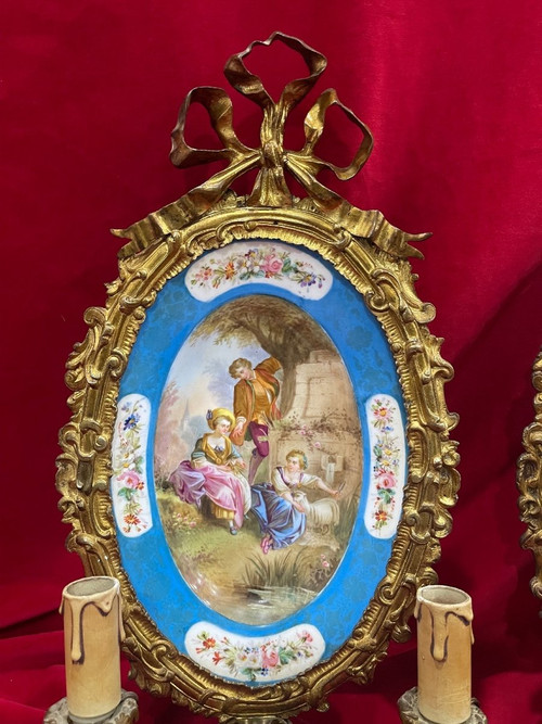 Imponente coppia di appliques in bronzo dorato Porcellana di Sèvres XIX sec.