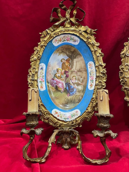 Imponente coppia di appliques in bronzo dorato Porcellana di Sèvres XIX sec.
