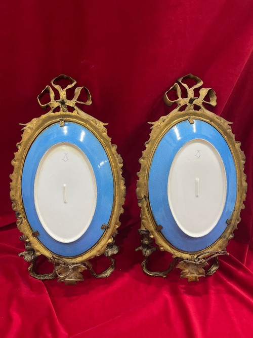 Imponente coppia di appliques in bronzo dorato Porcellana di Sèvres XIX sec.