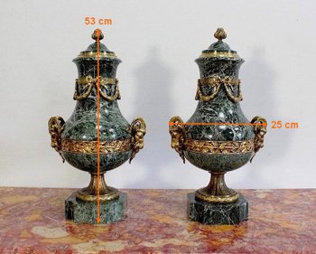 Paire de Vases Balustre, style Louis XVI - 2ème moitié du XIXe 