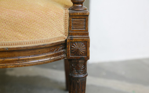 Fauteuil Louis XVI  Dossier à la reine 