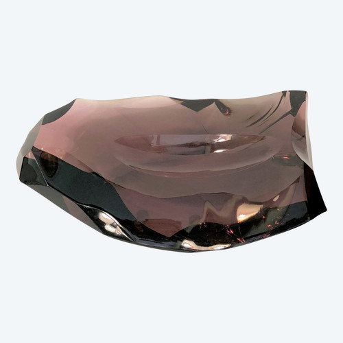 Large vacuum pocket stamped BACCARAT showing a block of crystal