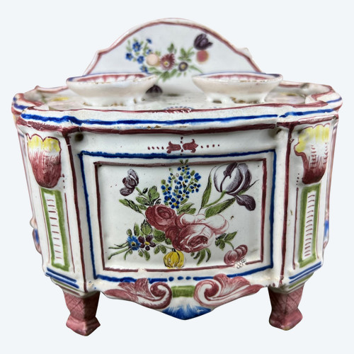 Flower pot in Saint Clement's earthenware 19th century