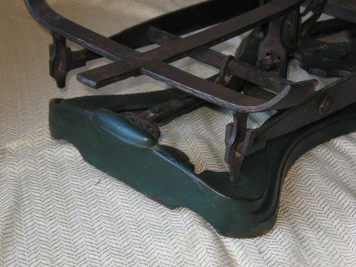 Very large cast iron scale Béranger in Lyon of range 60 kg 19th century