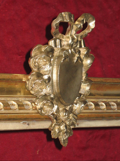 Pair of bronze valances or bedspreads 19th century in the Louis XVI style