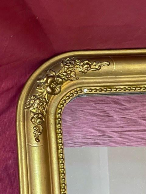 Specchiera piccola in stucco e legno dorato stile Luigi Filippo del XIX secolo