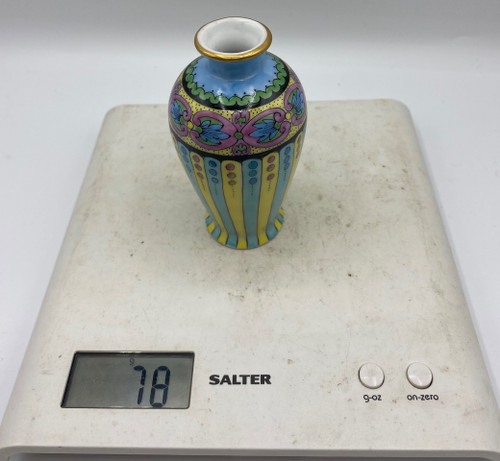 KLEINE SOLIFLORE AUS PORZELLAN