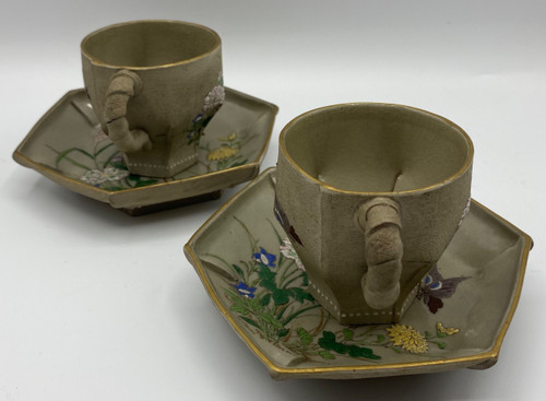 PAIRE DE TASSE EN TERRE CUITE 