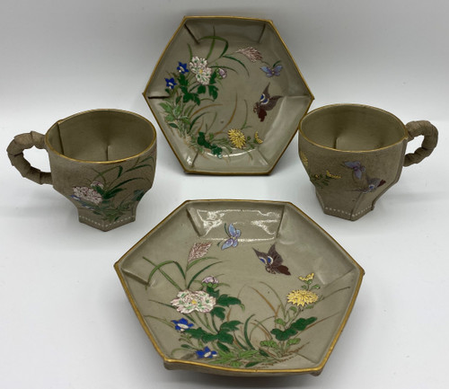 PAIRE DE TASSE EN TERRE CUITE 