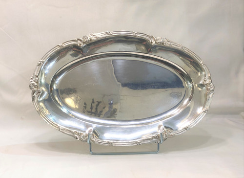 Oval serving dish ART NOUVEAU in silver plated metal, goldsmith ARMAND FRENAIS.