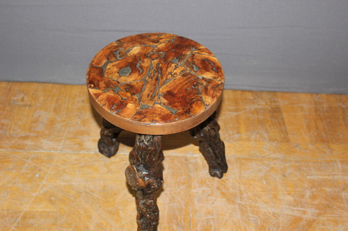 Pedestal table and its stools brutalist in vine stock around 1950