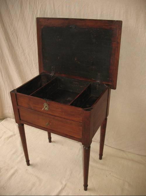 Small Louis XVI style walnut chiffonier table stamped 19th century