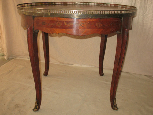 Table bouillotte en marqueterie de style Louis XV