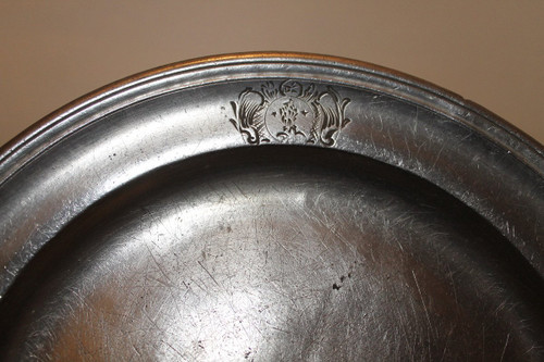 Languedoc pewter dish with 18th century coat of arms