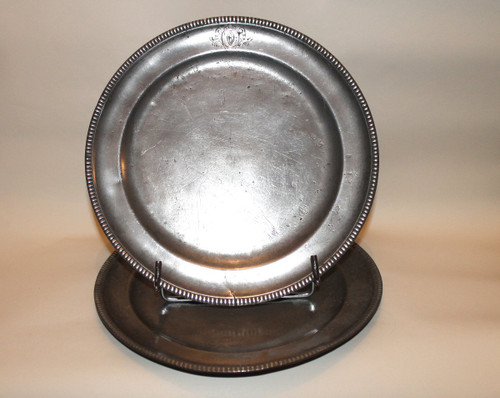 Pair of plates with a beaded edge in punched pewter by Laurent Morand in Lyon, 17th century