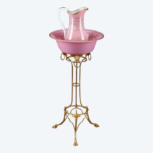 Pitcher And Its Basin In Pink Opaline On A Gilt Bronze Base, 19th Century