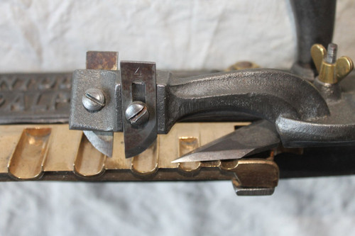 Pantoinnesto o strumenti per innestare le viti di J. Darenne in Gironde Viticulture Folk Art