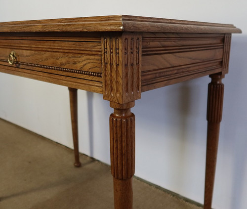 Table Bureau en Chêne massif, goût Louis XVI – 1900