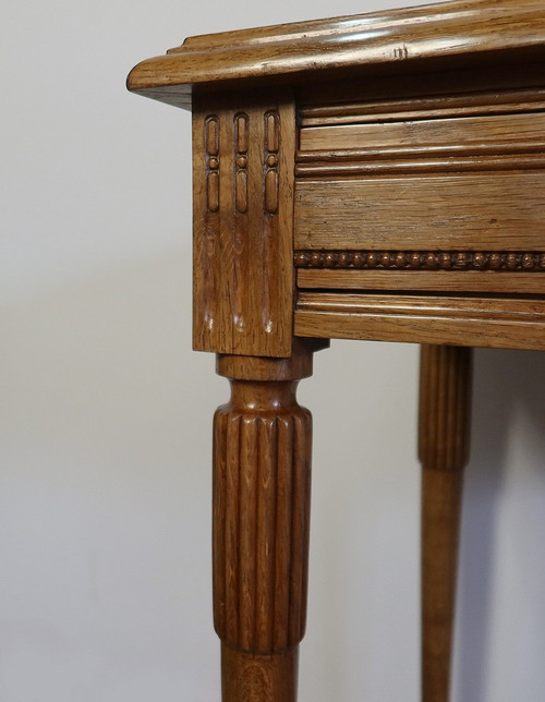 Table Bureau en Chêne massif, goût Louis XVI – 1900
