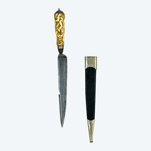 GENOESE DAGGER animated by TWO WOMEN - Genoa, Italy - 18th century