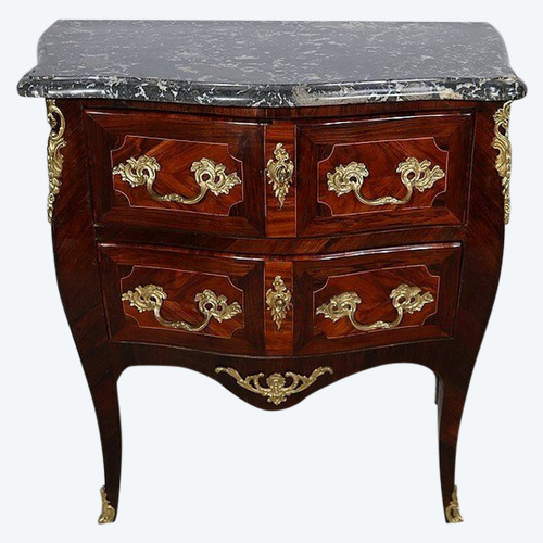 Petite Commode Tombeau en Bois précieux, transition Louis XIV / Louis XV – XVIIIe