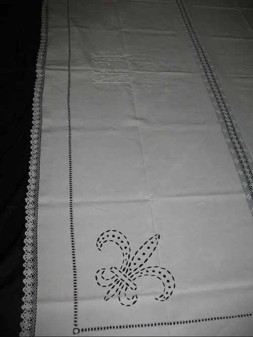 Large royalist tablecloth decorated with embroidered fleur-de-lys, late 19th century