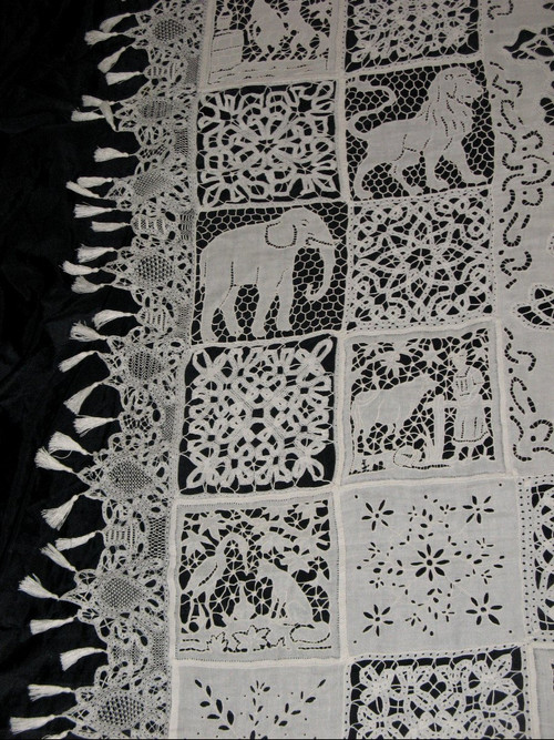 Tablecloth or bedspread in Luxeuil lace and Richelieu embroidery, 19th century