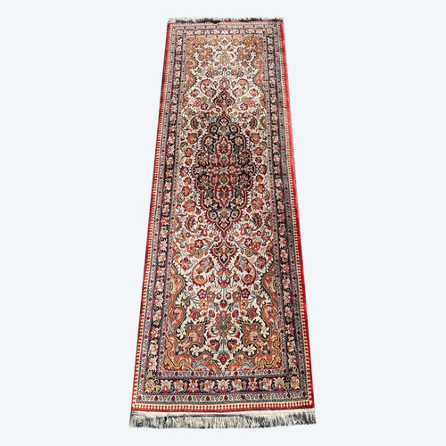 Tapis Persan Ghoum Iran Vers 1980 Laine Et Soie