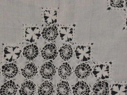 Tovaglia in pizzo in stile Art Déco