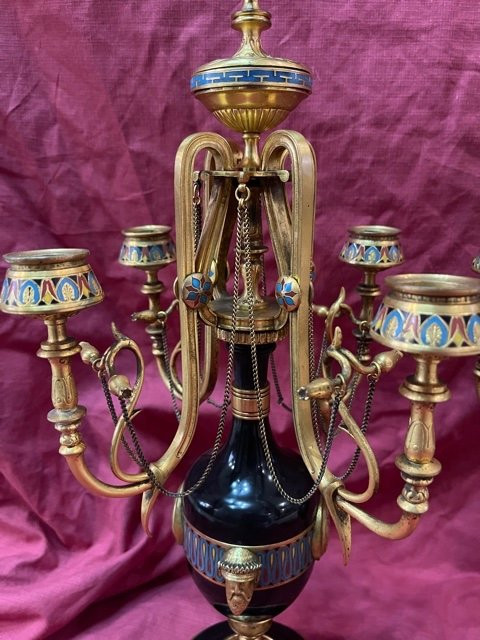 Coppia di candelieri in bronzo dorato smaltato Ferdinand BARBEDIENNE e Louis Constant SEVIN