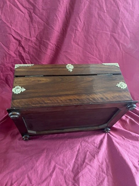 Imposing Antique Chest In Solid Mahogany 19th C