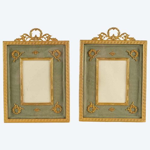 A pair of late 19th century gilt bronze photo frames