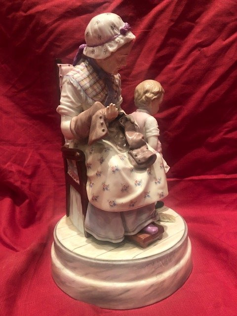 Gros Groupe En Porcelaine Allemande
