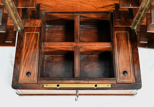 Cantina per liquori in palissandro - metà del XIX secolo