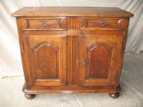 Piccolo buffet in noce biondo Luigi XIV con 2 ante 2 cassetti XVII secolo