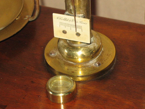 Parisian balance with flail of A. Collot in Paris 19th century