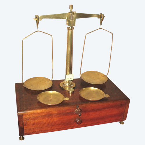 Parisian balance with flail of A. Collot in Paris 19th century