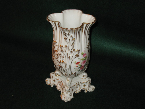 Vaso in porcellana parigina con decorazione floreale del periodo della Restaurazione del XIX secolo nello stile di Jacob Petit