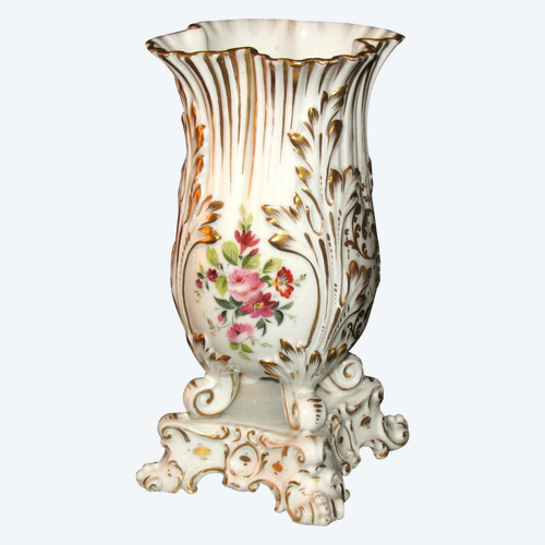 Vase in porcelain of Paris with floral decoration from the 19th century Restoration period in the taste of Jacob Petit