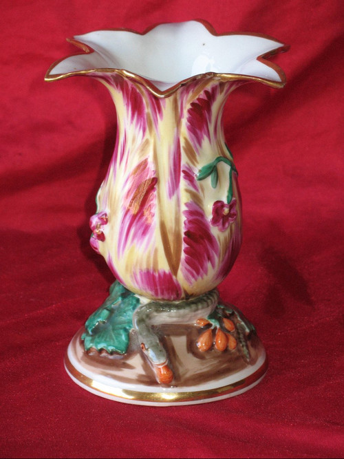 Tulip vase in porcelain of Paris 19th century in the taste of Jacob Petit