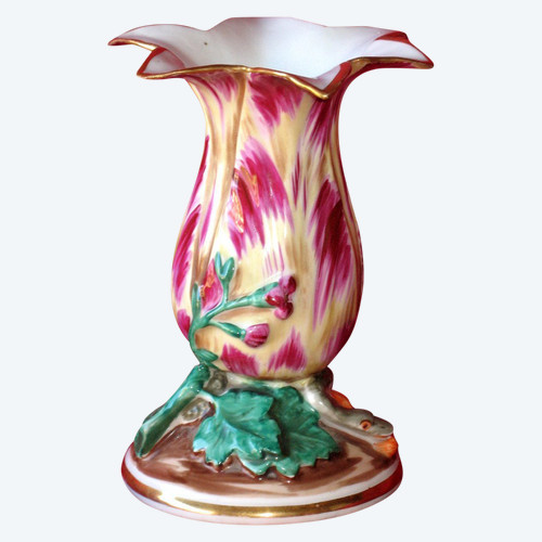 Tulip vase in porcelain of Paris 19th century in the taste of Jacob Petit