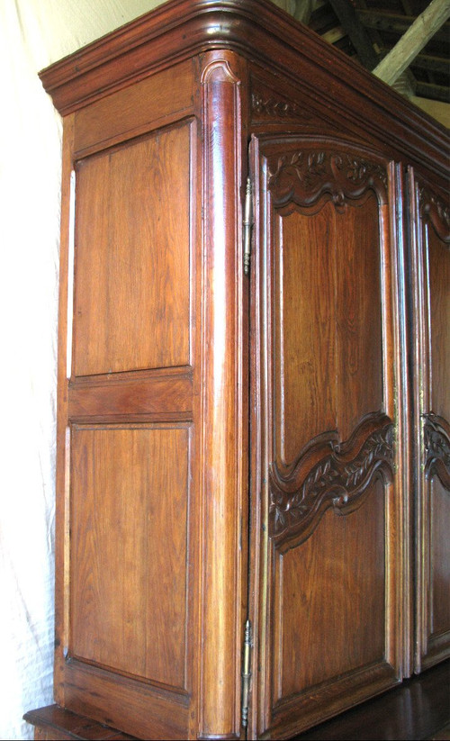 Regency period 2 parts sideboard in carved oak from the 18th century