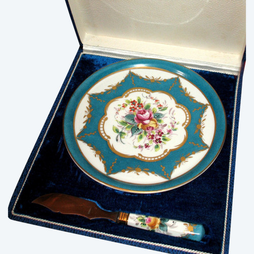 Sèvres porcelain dish and knife in its 20th century box