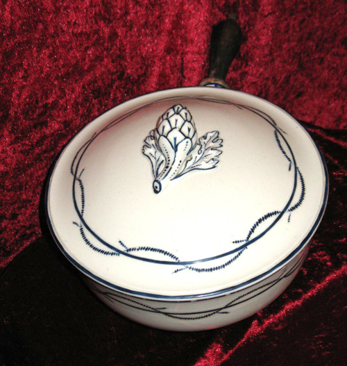 Porcelain tableware from Arras, late 18th century