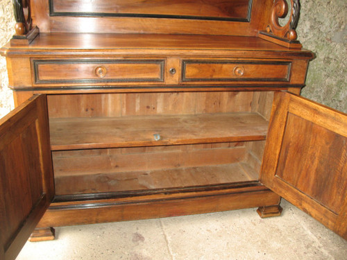 Buffet Saint Hubert 19th century in solid walnut
